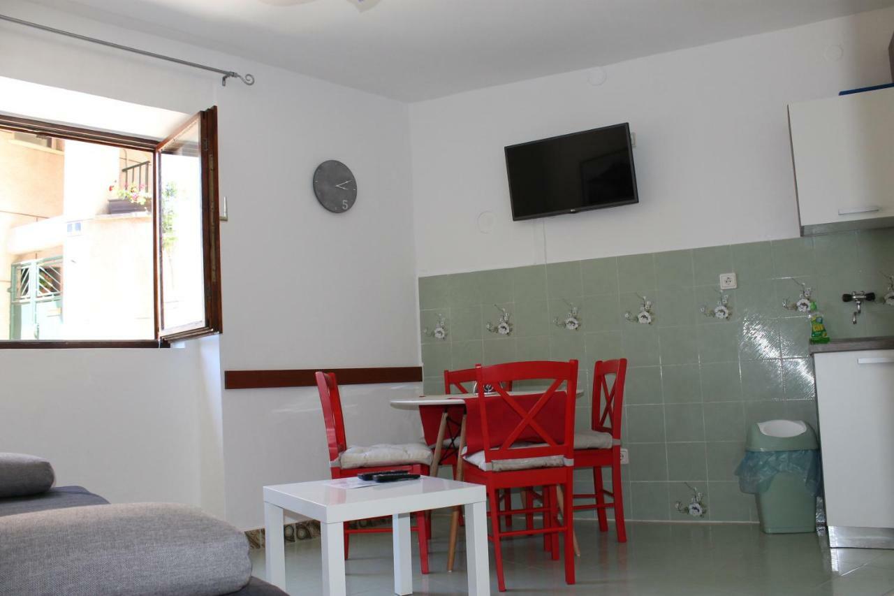 Illy City Centre Apartment Šibenik Buitenkant foto