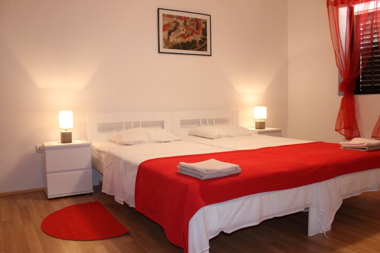 Illy City Centre Apartment Šibenik Buitenkant foto
